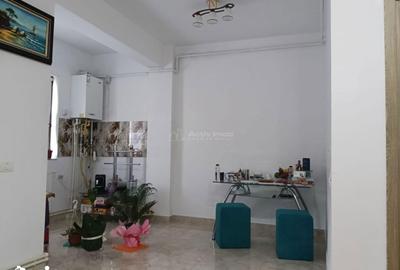 Apartament cu 2 camere decomandat în Km 5 - 7