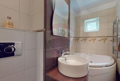 Apartament cu 2 camere decomandat, mobilat în Central - 12