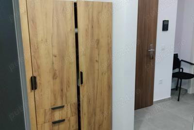 Apartament cu 2 camere decomandat în Tractorul - 10