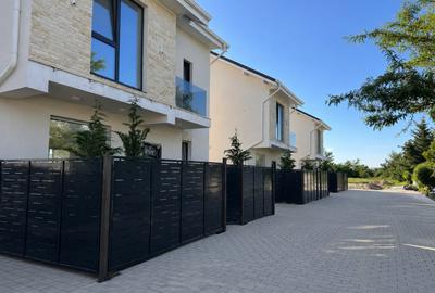 Casă individuală cu 3 camere cu Canalizare în Bragadiru - 1