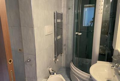 Apartament 4 camere transformat in 3 camere , zona ultracentrala Piata Moldovei - 11