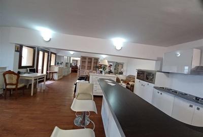 Spațiu industrial, 1400 mp în Central