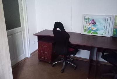 Spațiu comercial, de 85 mp, în Central - 1