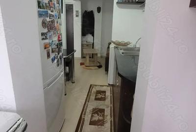 Garsonieră decomandată în Petros - 5