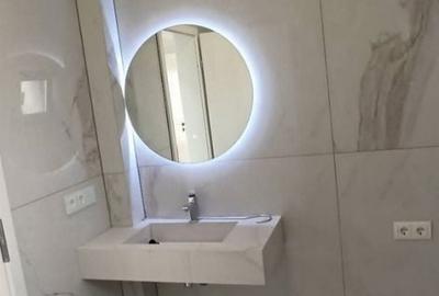 Casă cu 4 camere decomandat în Mărtinești