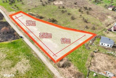 Teren de 6300 mp, în Central - 3