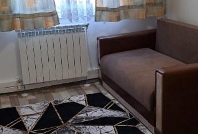 Apartament cu 2 camere semidecomandat, mobilat în Central