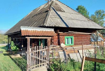 Casa Tradi?ionala Maramureseana, din lemn molid. De Vanzare, loc. Poienile De Sub Munte, Maramure? - 1