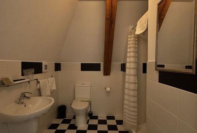 Apartament cu 4 camere în Schei - 5