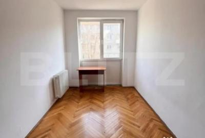 Apartament cu 3 camere semidecomandat în Central - 3