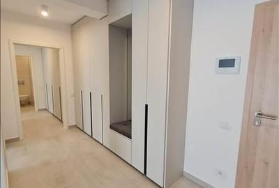 Apartament cu 3 camere decomandat, mobilat în Bartolomeu