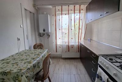 Apartament cu 2 camere decomandat în Marghita - 2