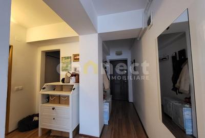 Apartament de 2 camere, semidecomandat, cu parcare. - 26