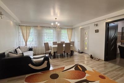Casă individuală cu 7 camere în Bozânta Mare