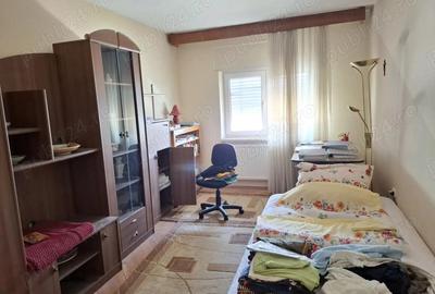 Comision cumparator 0% , Casa parter cu etaj si teren 430mp. - 5