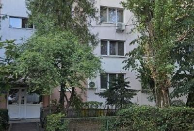 Apartament cu 3 camere decomandat în Titan - 2