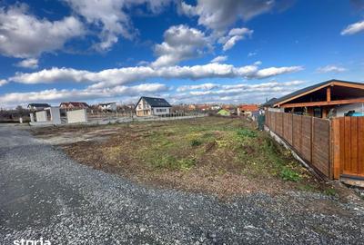 Teren de 2000 mp, în Roșia - 5
