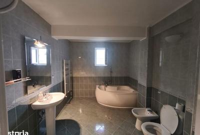 Apartament cu 2 camere decomandat în Central - 4