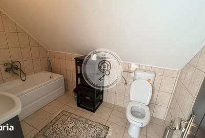 Casă cu 5 camere cu Teren 562 Mp în Hălchiu - 13