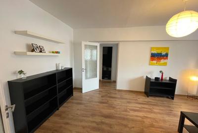 Apartament cu 2 camere semidecomandat în Banu Manta - 3