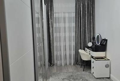 Apartament cu 3 camere decomandat în Dumbrăvița - 1