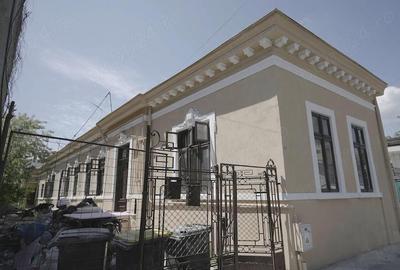 Casă cu 3 camere cu Teren 220 Mp în Parcul Carol - 4