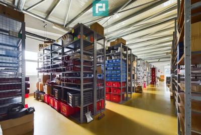 Spa?iu Industrial ?i de Produc?ie Sustenabil - 23