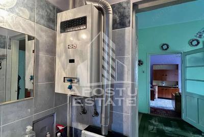 Casa cu 2 camere, 690mp in Battonya - 9