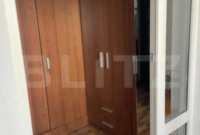 Apartament cu 4 camere decomandat în Independenței - 2