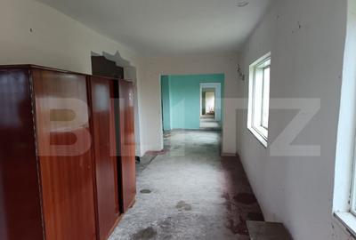 Casa renovabila ,spatioasa,cu un teren generos si gradina in - 12