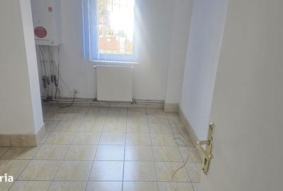 Spațiu comercial, de 74 mp, în Central - 7
