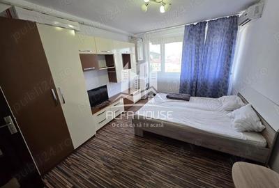 Garsonieră decomandată în Central - 2