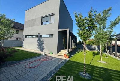 Casă cu 4 camere cu Teren 310 Mp în Mogoșoaia