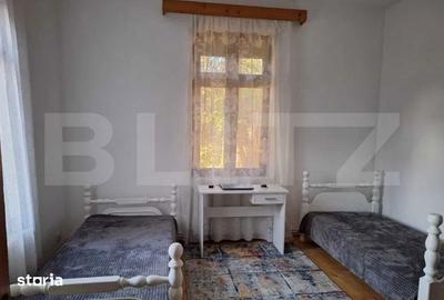 Casă cu 5 camere cu Teren 400 Mp în Central - 3