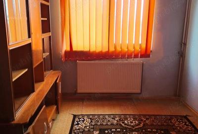 Vand apartament cu 3 camere - 9