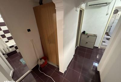 Apartament cu 3 camere decomandat, mobilat în Central