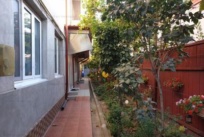C.Galati -Independentei Vila P 1 299mp Construit anul 2000, - 1
