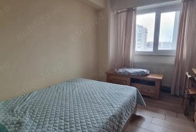 Inchiriez apart. 3 camere, Pitesti, I.C.Bratianu, deasupra Policlinicii 2 mai - 11