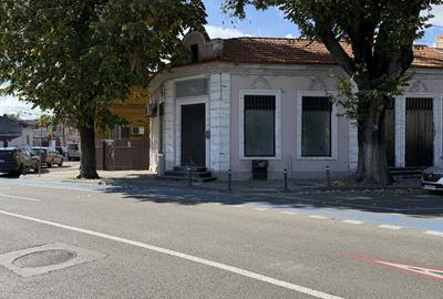 Bd.Mamaia cladire S+P suprafata 150 mp cu destinatie de spatiu comercial - 1