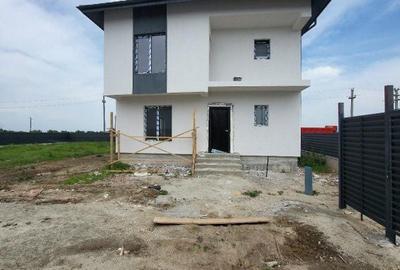 Casă cu 4 camere în Vârteju - 4