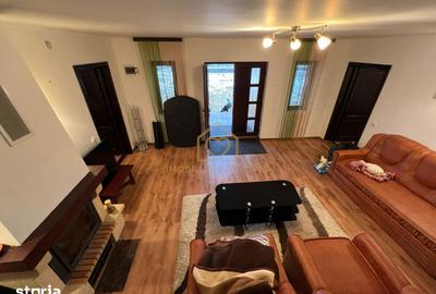 Casă cu 5 camere cu Teren 7145 Mp în Central - 11