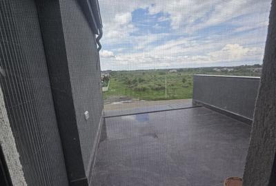 Duplex cu 4 camere cu Canalizare în Nord - 20