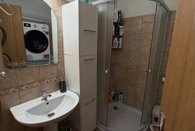 Apartament cu 2 camere decomandat în Central - 3