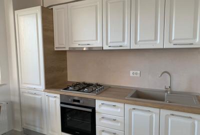 Apartament cu 2 camere decomandat în Central - 3