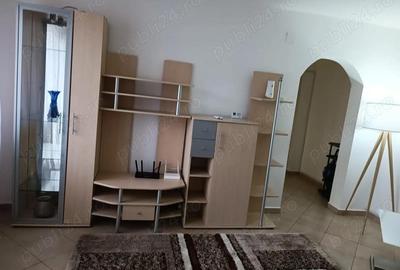 Apartament cu 4 camere decomandat în Central - 8