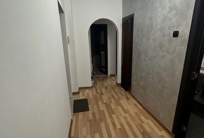 Apartament cu 2 camere în 9 Mai - 5