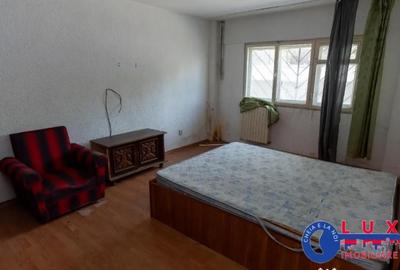 Spațiu comercial, de 66 mp, în Piața Nouă - 3