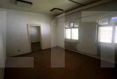 Cladire mixta cu teren si hala - vad comercial DN11, Ozun - 8