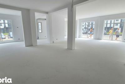 Spațiu comercial, de 54 mp, în Central - 1
