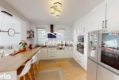 Casă cu 7 camere cu Teren 685 Mp în Central - 3